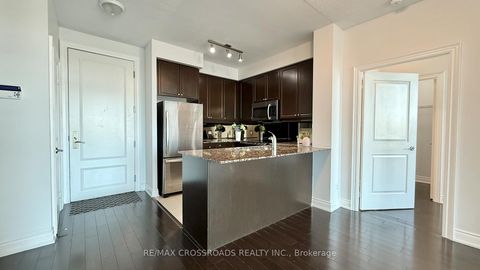 Photo 8 at 716 - 10 Bloorview Place, Don Valley Village, Toronto