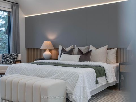 Photo 25 at 132 Duplex Avenue, Eglinton, Toronto