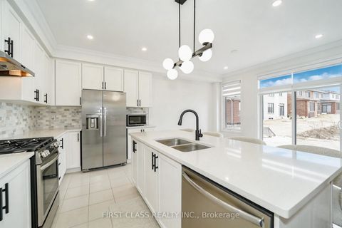 Photo 3 at 101 Thicketwood Avenue, Rural Barrie Southeast, Barrie