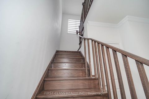 Photo 10 at 101 Thicketwood Avenue, Rural Barrie Southeast, Barrie