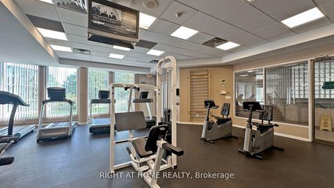 Photo 7 at 1609 - 7 Concorde Place, Don Mills, Toronto