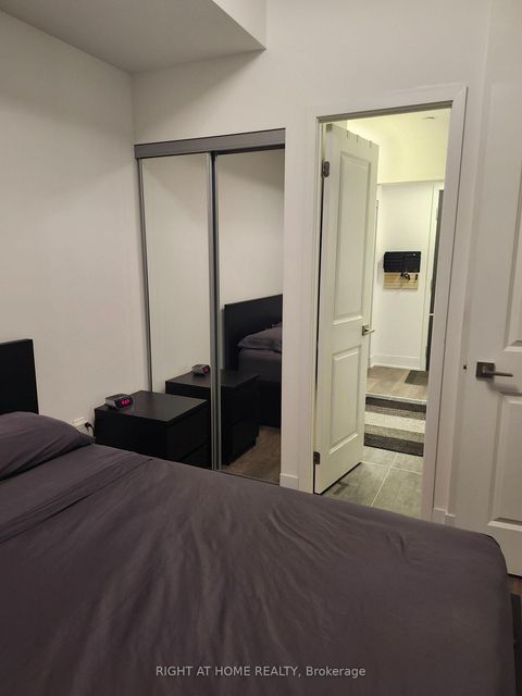 Photo 15 at 1009 - 2916 Highway 7 Road, Concord, Vaughan