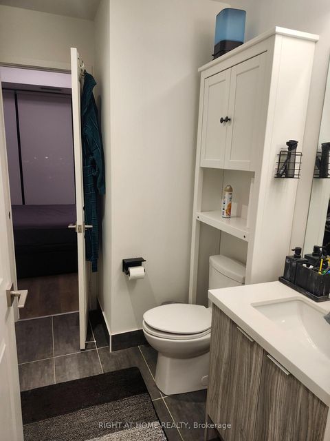 Photo 16 at 1009 - 2916 Highway 7 Road, Concord, Vaughan