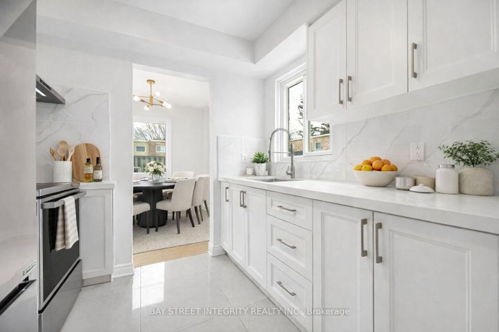 Photo 16 at 41 Elsa Vine Way, Bayview Village, Toronto