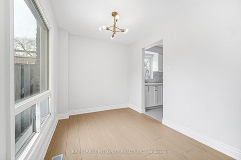 Photo 11 at 41 Elsa Vine Way, Bayview Village, Toronto