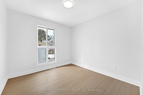 Photo 28 at 41 Elsa Vine Way, Bayview Village, Toronto