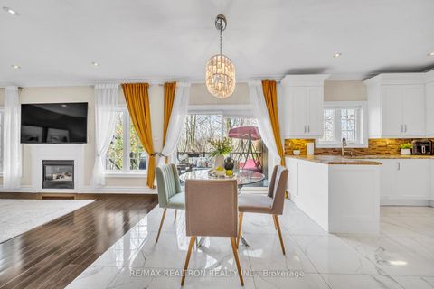 Photo 16 at 44 Skywood Drive, Jefferson, Richmond Hill