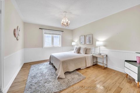 Photo 29 at 44 Skywood Drive, Jefferson, Richmond Hill