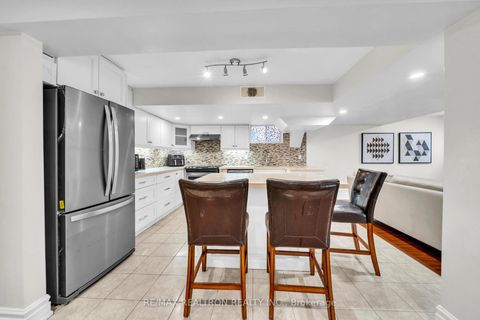 Photo 37 at 44 Skywood Drive, Jefferson, Richmond Hill