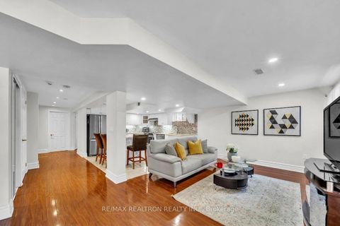 Photo 40 at 44 Skywood Drive, Jefferson, Richmond Hill
