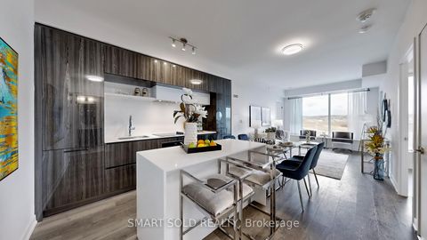 Photo 2 at 626 - 2 David Eyer Road, Rural Richmond Hill, Richmond Hill