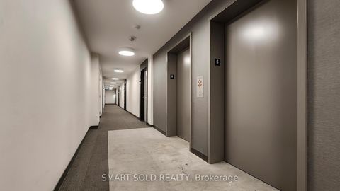 Photo 34 at 626 - 2 David Eyer Road, Rural Richmond Hill, Richmond Hill