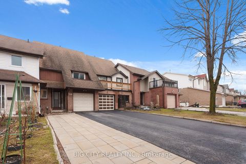 Photo 1 at 128 Bellefontaine Street, L'Amoreaux, Toronto