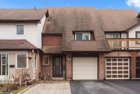 Photo 2 at 128 Bellefontaine Street, L'Amoreaux, Toronto