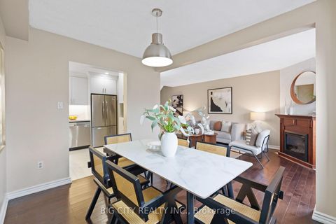 Photo 15 at 128 Bellefontaine Street, L'Amoreaux, Toronto