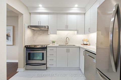 Photo 18 at 128 Bellefontaine Street, L'Amoreaux, Toronto