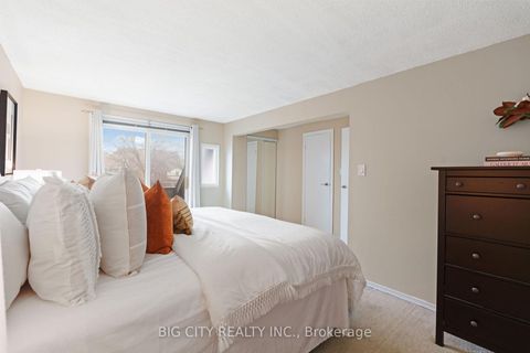 Photo 25 at 128 Bellefontaine Street, L'Amoreaux, Toronto