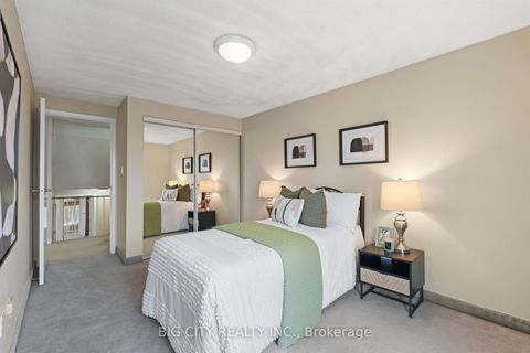 Photo 32 at 128 Bellefontaine Street, L'Amoreaux, Toronto