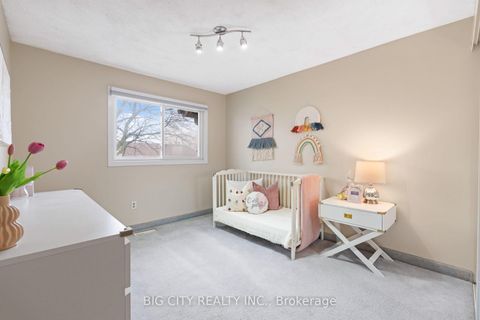 Photo 33 at 128 Bellefontaine Street, L'Amoreaux, Toronto