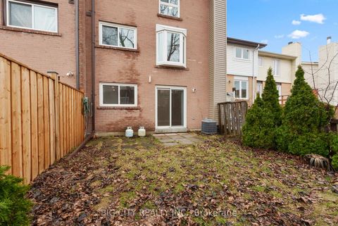 Photo 46 at 128 Bellefontaine Street, L'Amoreaux, Toronto