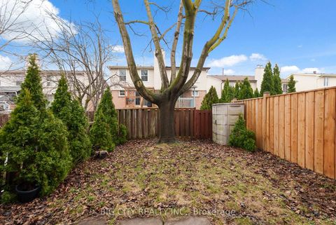 Photo 48 at 128 Bellefontaine Street, L'Amoreaux, Toronto