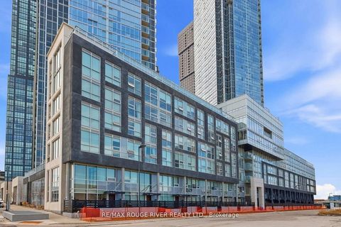 Photo 3 at Th 104 - 2908 Highway 7, Concord, Vaughan