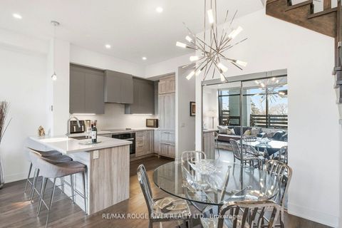 Photo 13 at Th 104 - 2908 Highway 7, Concord, Vaughan