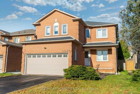 Photo 0 at 1040 Beaver Valley Crescent, Northglen, Oshawa