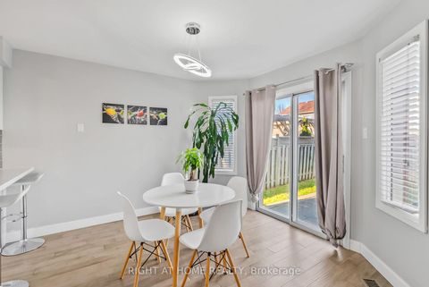 Photo 11 at 1040 Beaver Valley Crescent, Northglen, Oshawa