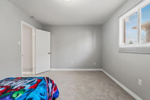 Photo 32 at 1040 Beaver Valley Crescent, Northglen, Oshawa