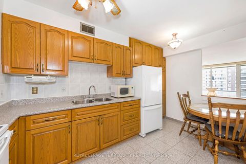 Photo 5 at 802 - 19 Four Winds Drive, York University Heights, Toronto