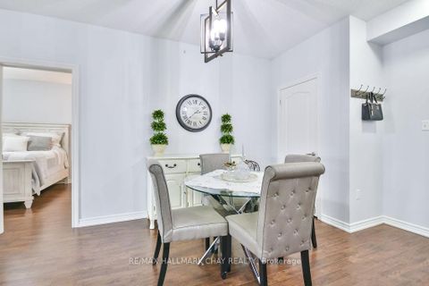 Photo 2 at 207 - 43 Ferndale Drive S, Ardagh, Barrie