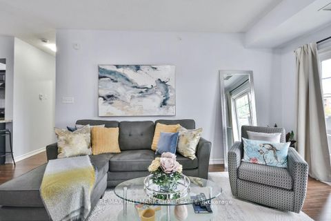 Photo 7 at 207 - 43 Ferndale Drive S, Ardagh, Barrie