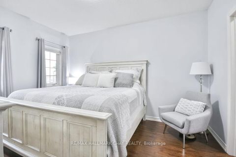 Photo 10 at 207 - 43 Ferndale Drive S, Ardagh, Barrie