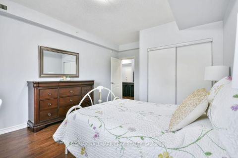 Photo 17 at 207 - 43 Ferndale Drive S, Ardagh, Barrie