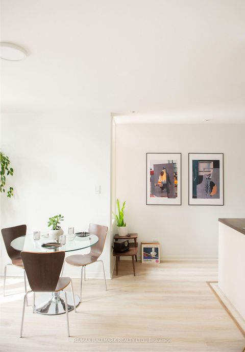 Photo 1 at 27 Sudbury Street, Niagara, Toronto