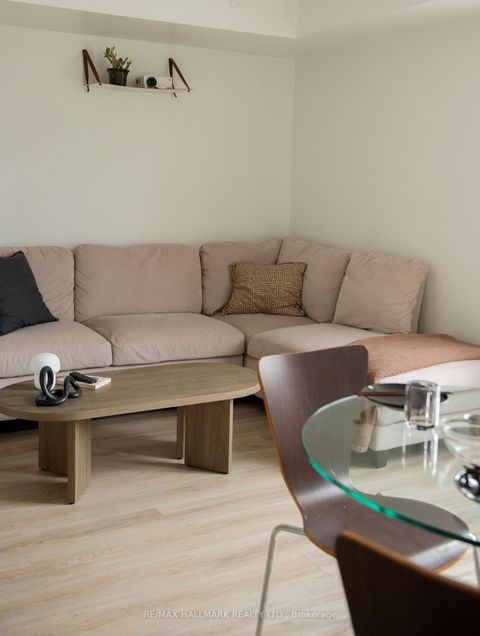 Photo 8 at 27 Sudbury Street, Niagara, Toronto