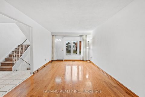 Photo 6 at 80 Cayuga Avenue, Smythe, Toronto