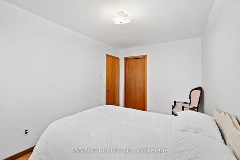 Photo 26 at 80 Cayuga Avenue, Smythe, Toronto