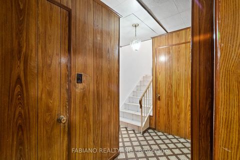 Photo 29 at 80 Cayuga Avenue, Smythe, Toronto