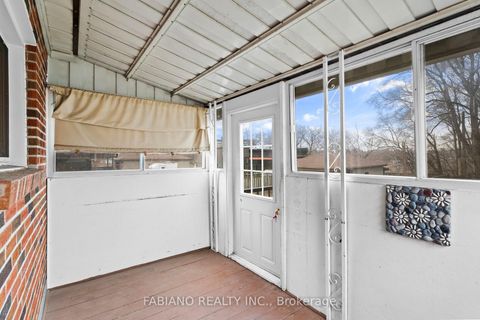 Photo 34 at 80 Cayuga Avenue, Smythe, Toronto