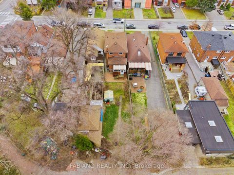 Photo 42 at 80 Cayuga Avenue, Smythe, Toronto