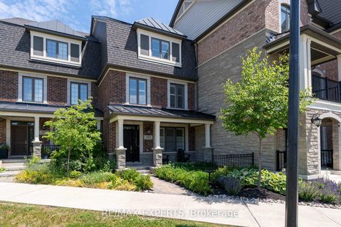 Photo 1 at 293 Kleinburg Summit Way, Kleinburg, Vaughan