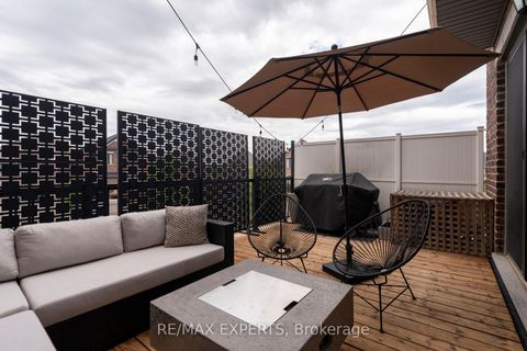 Photo 15 at 293 Kleinburg Summit Way, Kleinburg, Vaughan