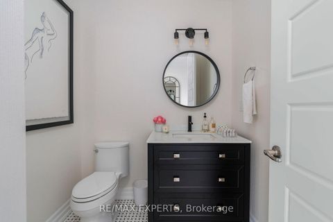 Photo 18 at 293 Kleinburg Summit Way, Kleinburg, Vaughan