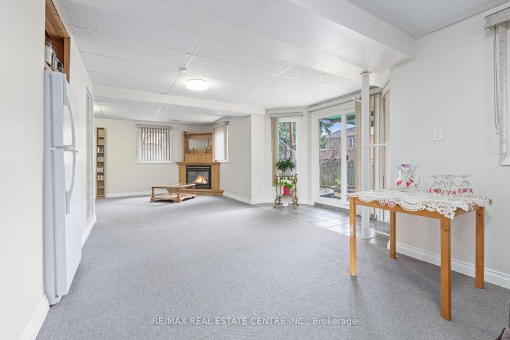 Photo 4 at 1169 Ewing Crescent, East Credit, Mississauga