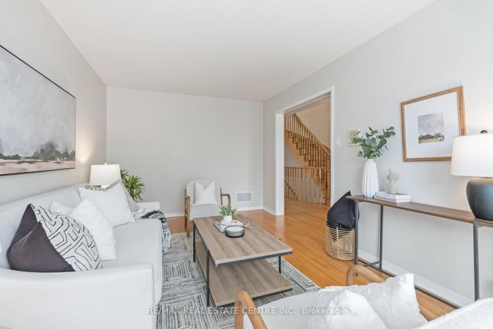 Photo 7 at 1169 Ewing Crescent, East Credit, Mississauga