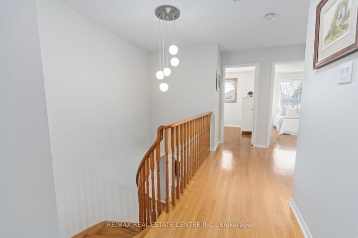 Photo 18 at 1169 Ewing Crescent, East Credit, Mississauga