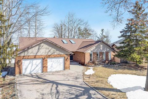 Photo 0 at 62 Woodcrest Road, Allandale Heights, Barrie