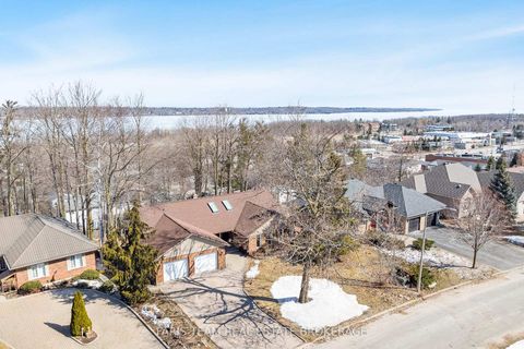 Photo 1 at 62 Woodcrest Road, Allandale Heights, Barrie